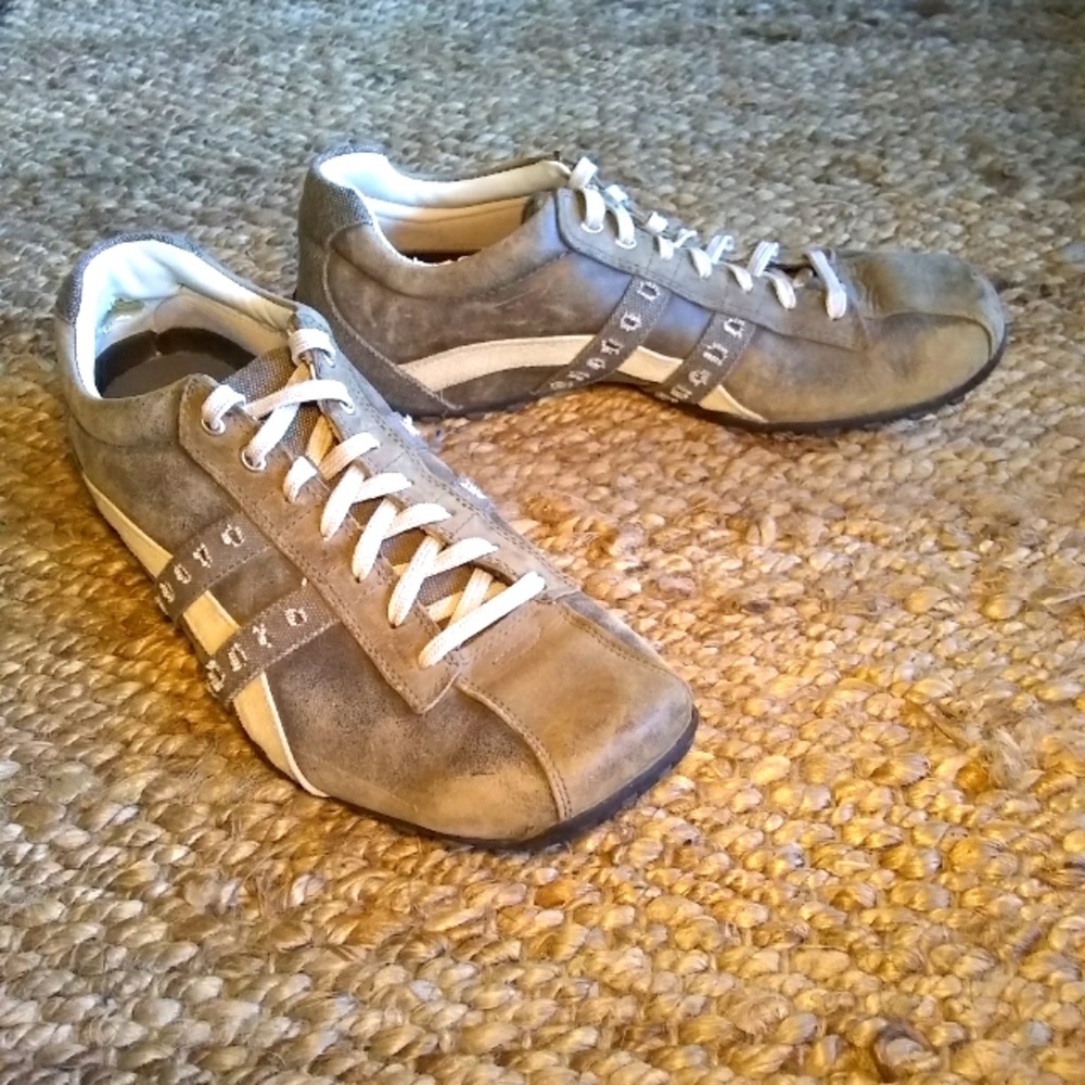 Men's Grey/Tan Skechers